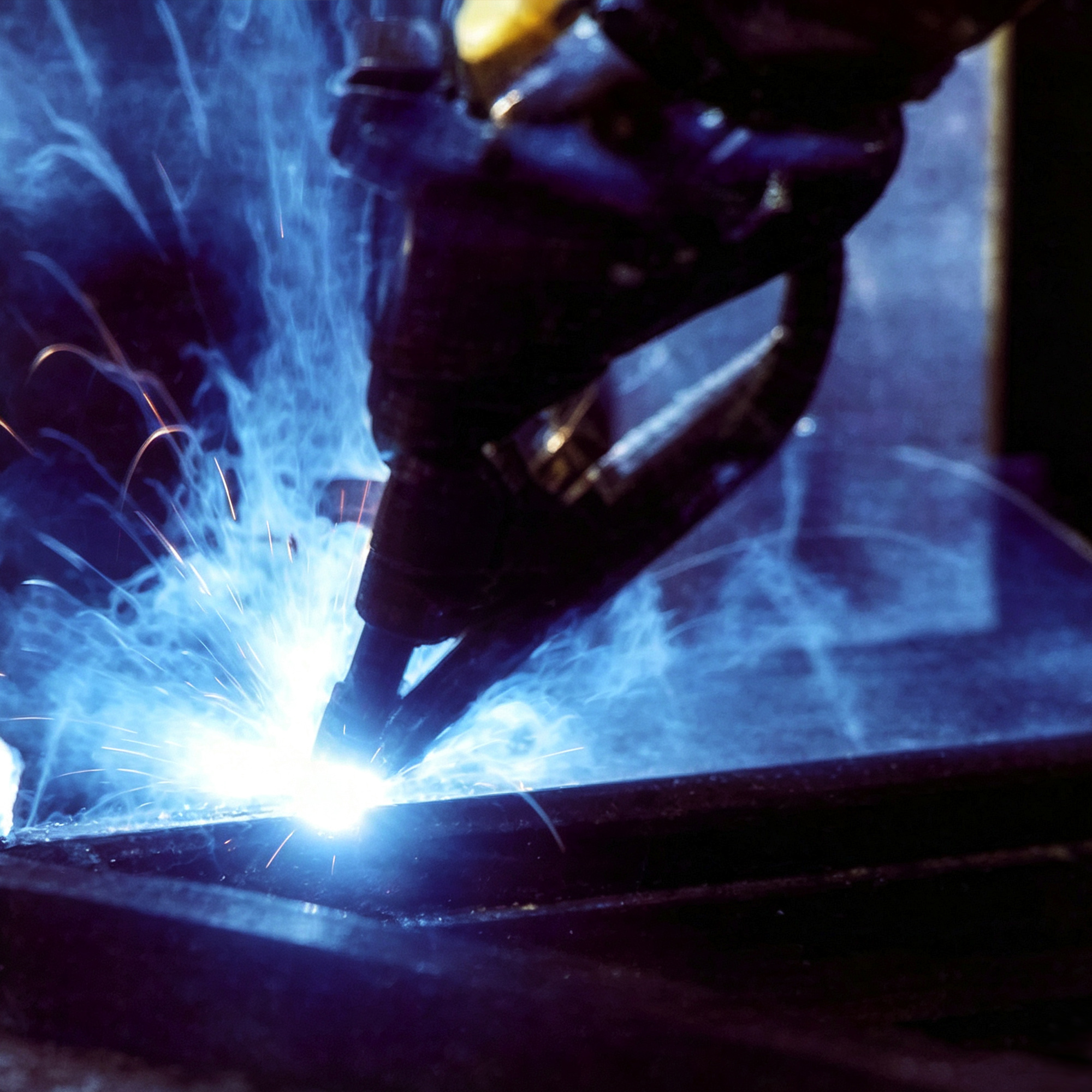 Welding arc during a hardfacing production process